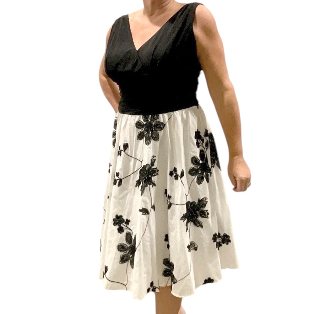 Sleeveless Black and White Floral Embroidered Fit & Flare Midi Dress
